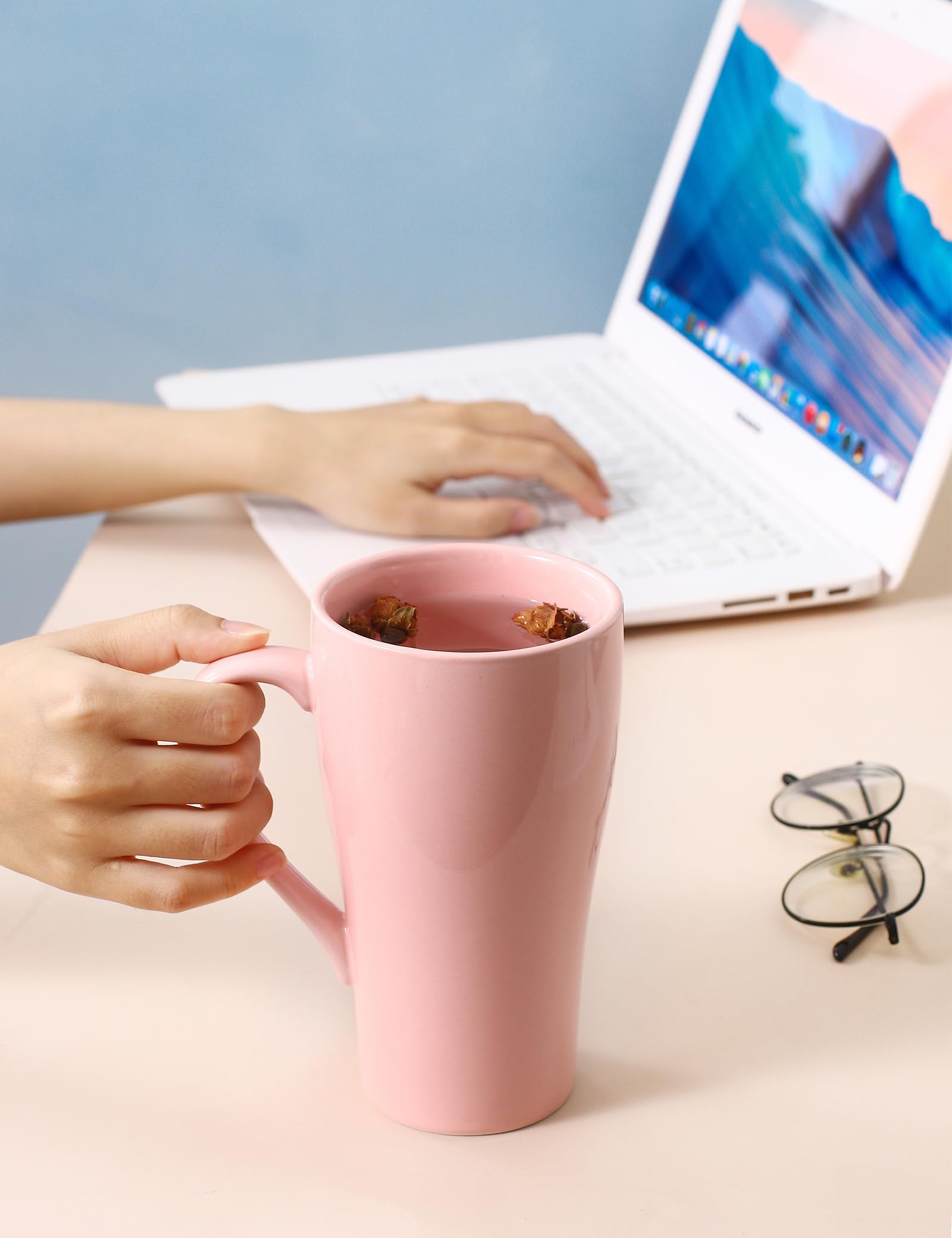 ARRADEN Mango ergonómico, agarre cómodo para beber sin esfuerzo.