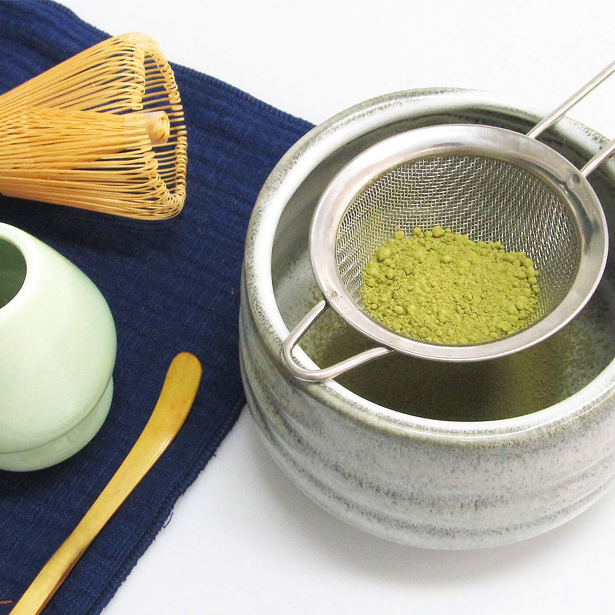 Artcome cuchara tradicional para dosificar matcha con precisión.