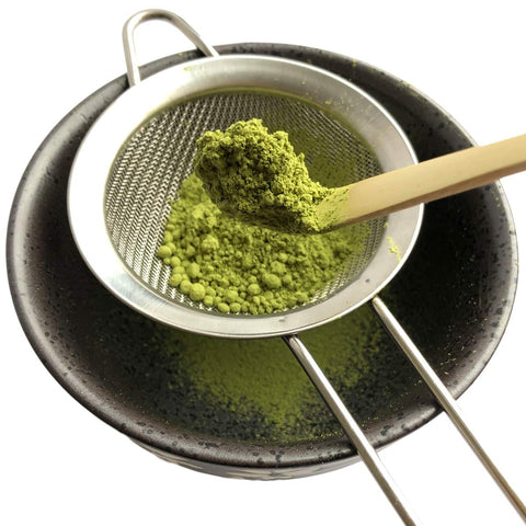 Artcome taza cerámica para servir y batir matcha con estilo.