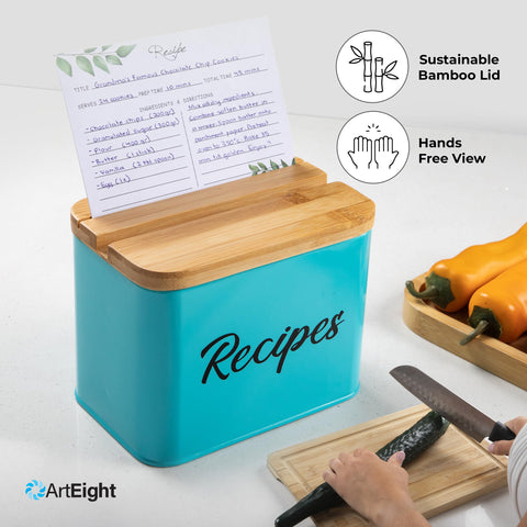 Interior de la ArtEight caja de recetas con tarjetas y divisores.