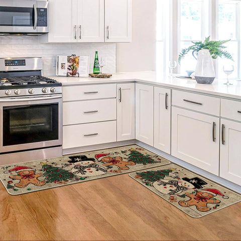 Alfombra de cocina bajo perfil facilita limpieza y minimiza tropiezos.