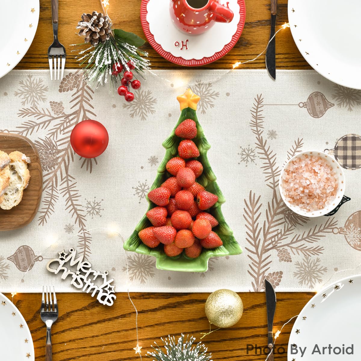Artoid Mode camino de mesa, diseño vibrante, ideal para cenas de Navidad.