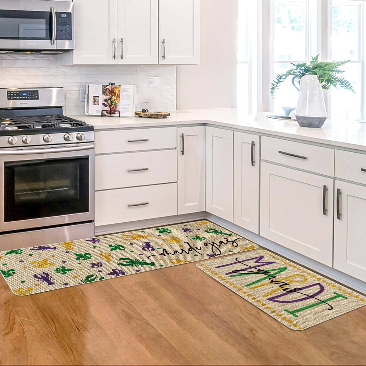Otra toma del diseno Iris Mardi Gras de Artoid Mode, ideal para cocinas modernas.