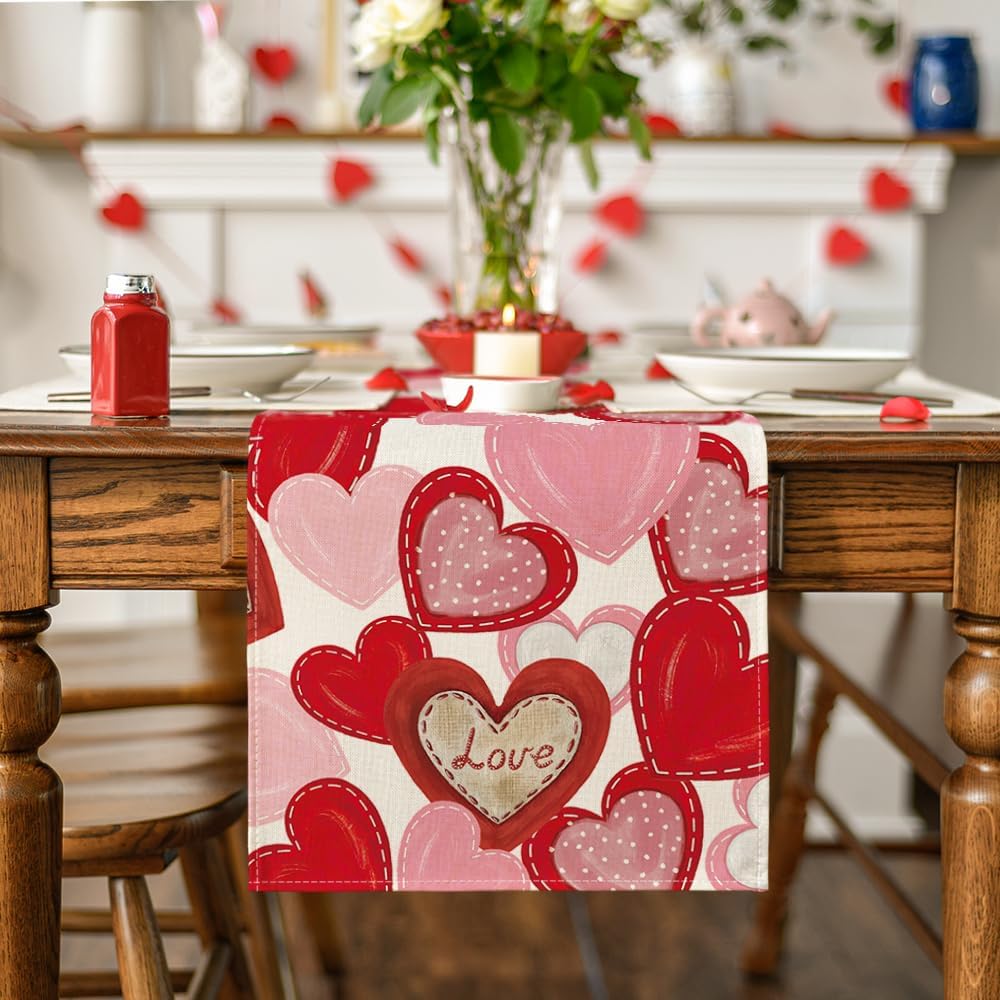 Artoid Mode mantel corredor de mesa con corazón rosa, perfecto para fiestas y celebraciones.