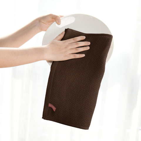 Artoid Mode paño cocina absorbente, seca rápido y evita rayar utensilios delicados.