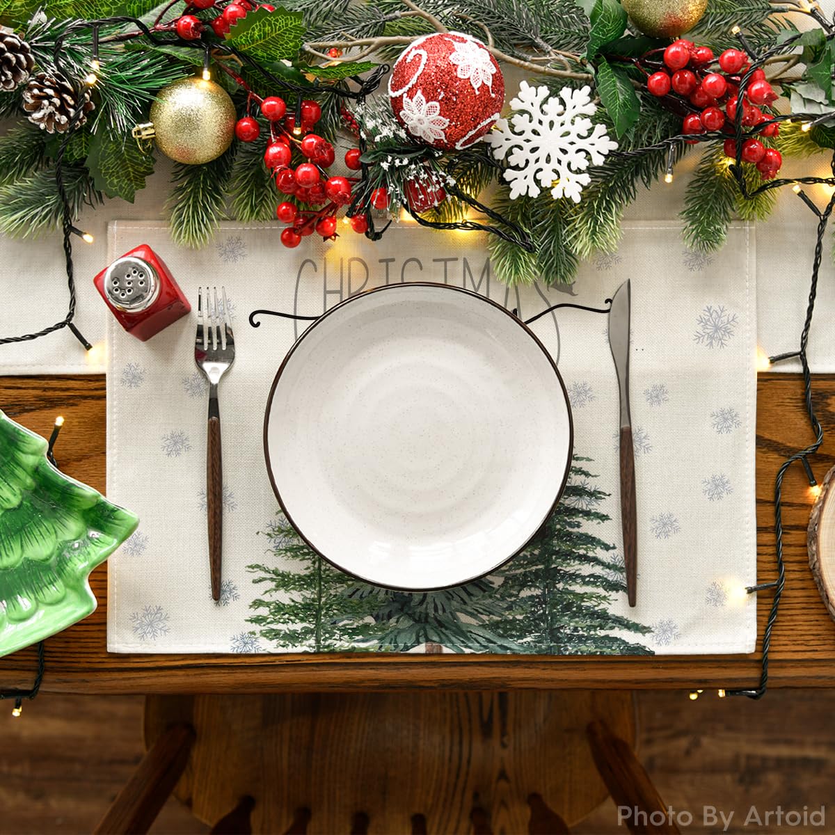 Artoid Mode placemats beige con copo de nieve, protege la mesa con estilo.