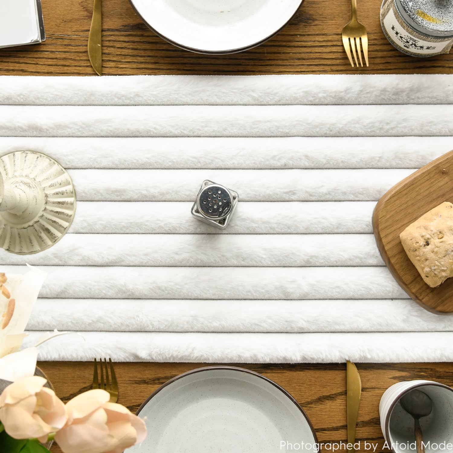 Artoid Mode runner de mesa marfil jacquard, textura cálida para cenas y celebraciones