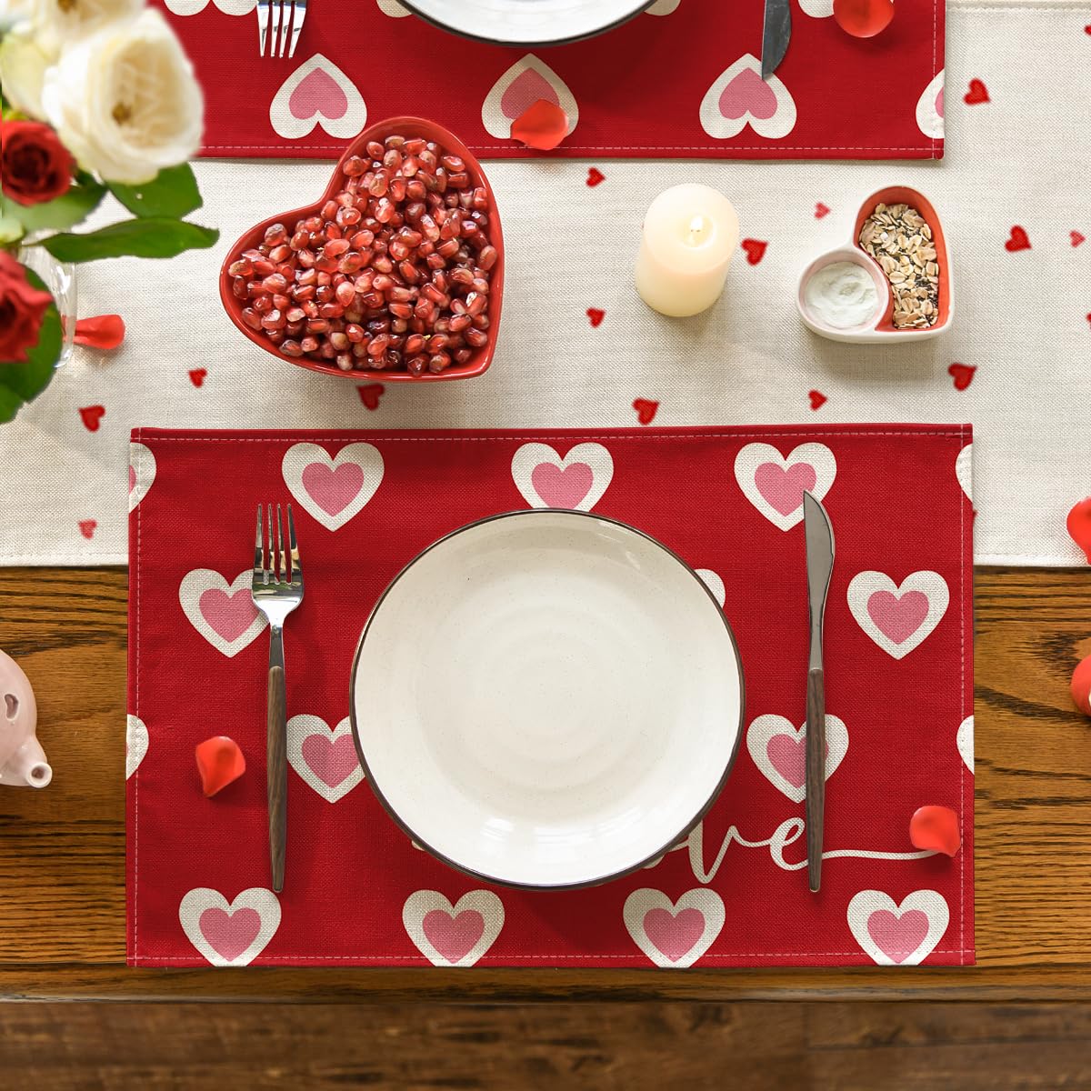 Artoid Mode Salvamanteles Corazón Rojo: diseño vibrante para decorar la mesa.