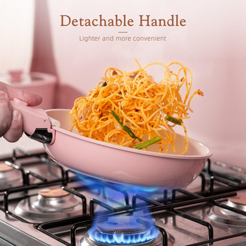 Astercook diseño apilable permite guardar el juego sin ocupar mucho espacio