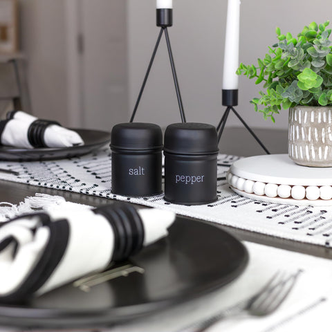 AuldHome Design tapa con menos agujeros facilita elegir sal o pimienta.