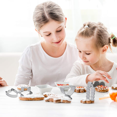 Cortador vela de Aviv Judaica para galletas, bordes lisos y seguridad para niños.