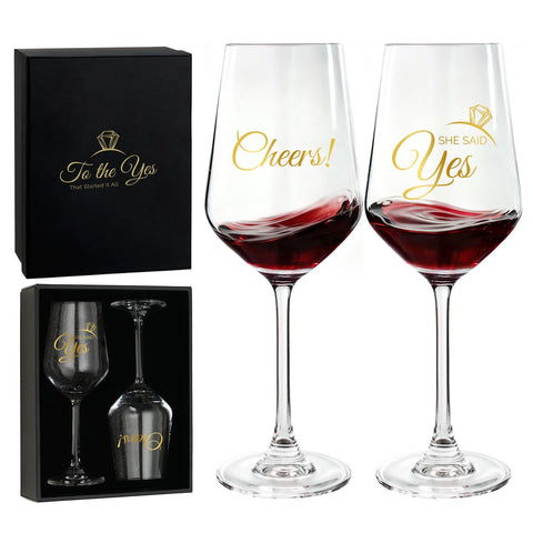 AW BRIDAL: conjunto de copas de vino para compromiso, ideal para brindar y fotografiar.