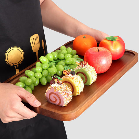 Bandeja decorativa Ayiaren en acacia para mesa con estilo.