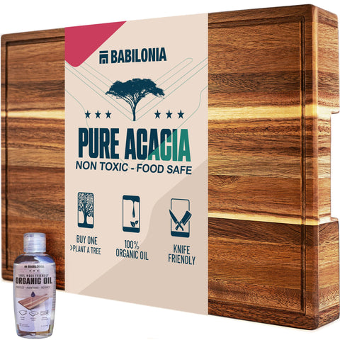 Tabla Babilonia de acacia 24x15, vista frontal, ideal para cortar y servir.