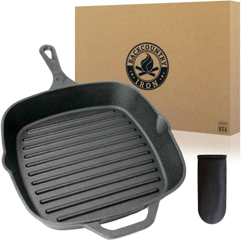 Backcountry Iron sartén cuadrada de 10,5 pulgadas frente, listo para sellar carnes con calor constante
