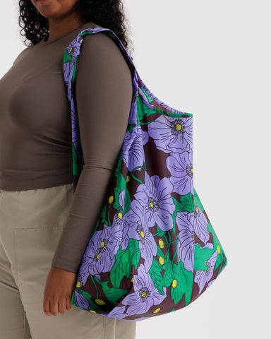 BAGGU Amazon bolsas florales plegables, se pliegan en estuche de 6x6 para guardar.