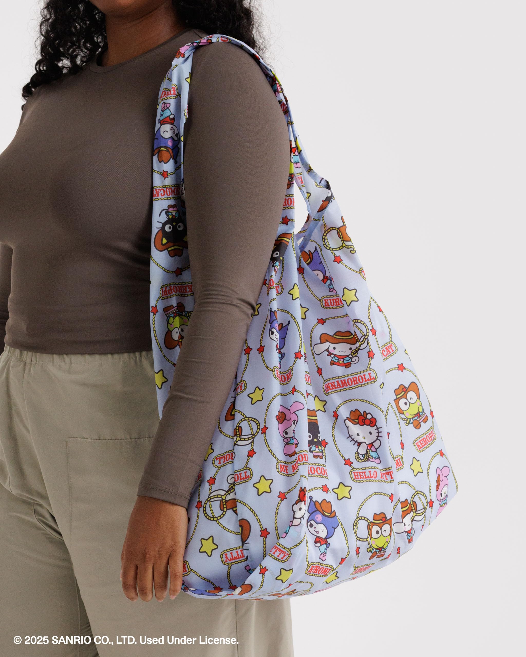 BAGGU conjunto grande 2 Western Sanrio, dimensiones 33 x 18 x 9 para almacenamiento práctico