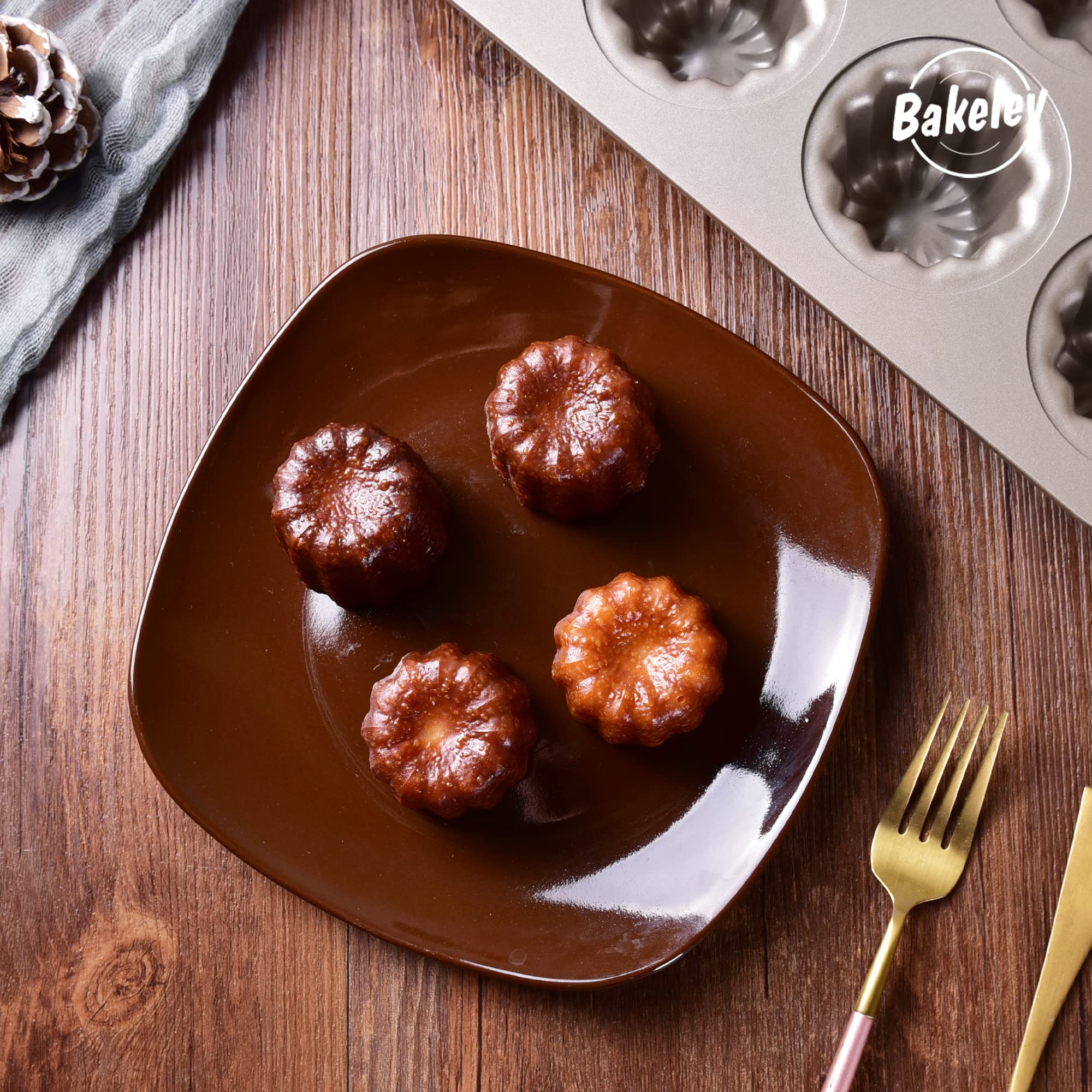 Bakeley canelé molde 12 cavidades, perfecto para meriendas y reuniones familiares.