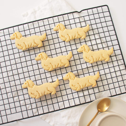 Bakerlogy cortador galletas dachshund pelo largo es apto para fondant y arcilla.