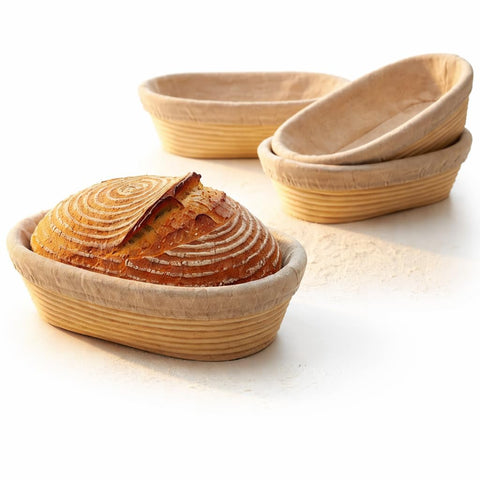 Cesta Banneton oval de 10 pulgadas con forros para un levado limpio y definido.