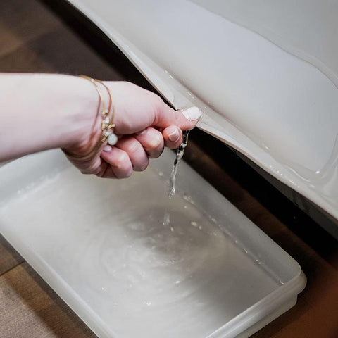 BASIN: superficie fácil de limpiar, silicona duradera para uso diario.
