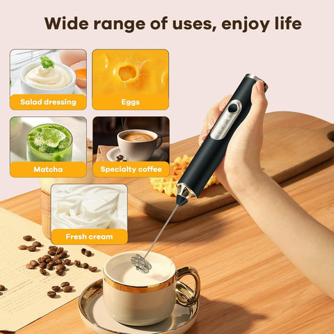 Batidor de leche ideal para cappuccinos y bebidas frías.