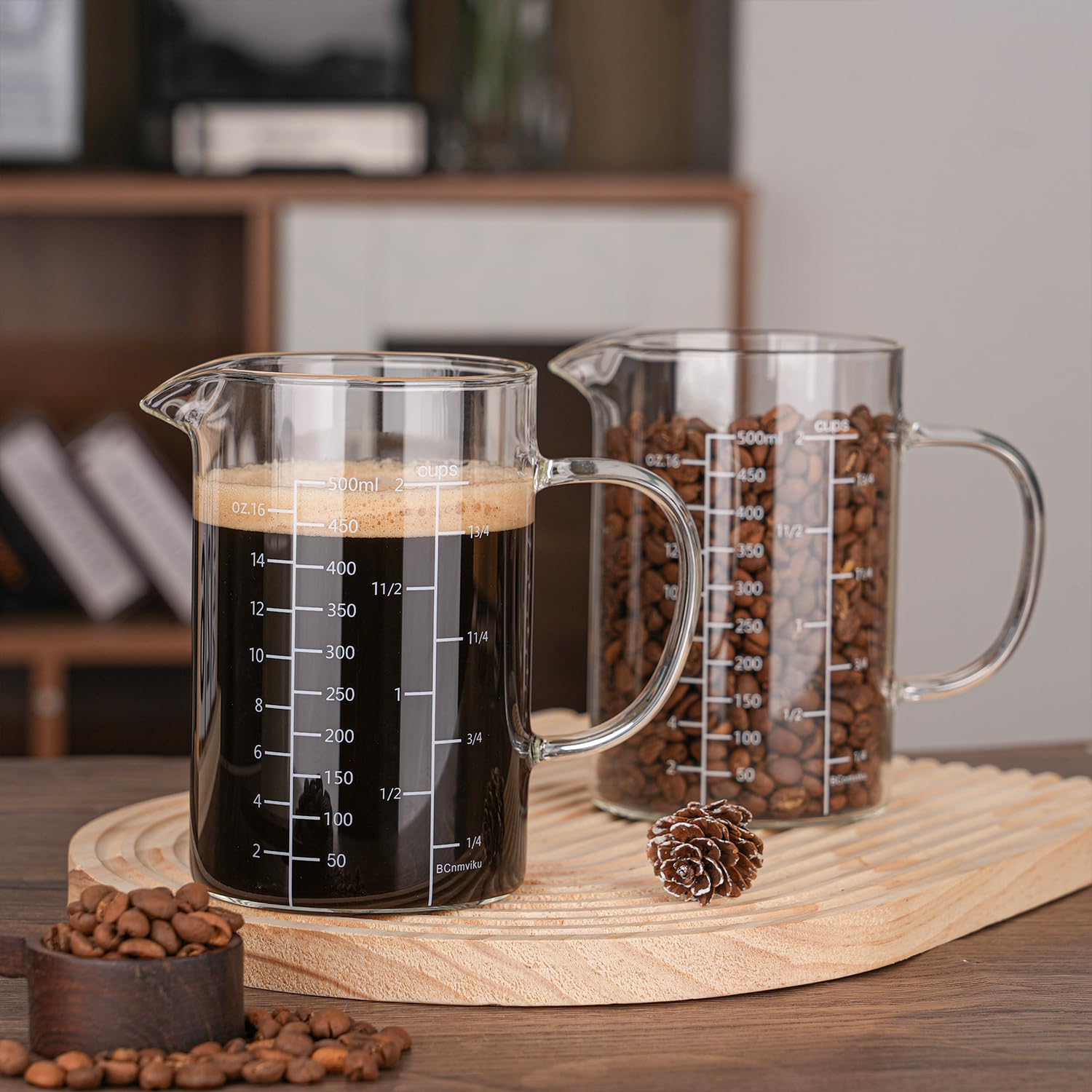 BCnmviku vaso medidor de vidrio borosilicato con tres escalas para medir con precisión.