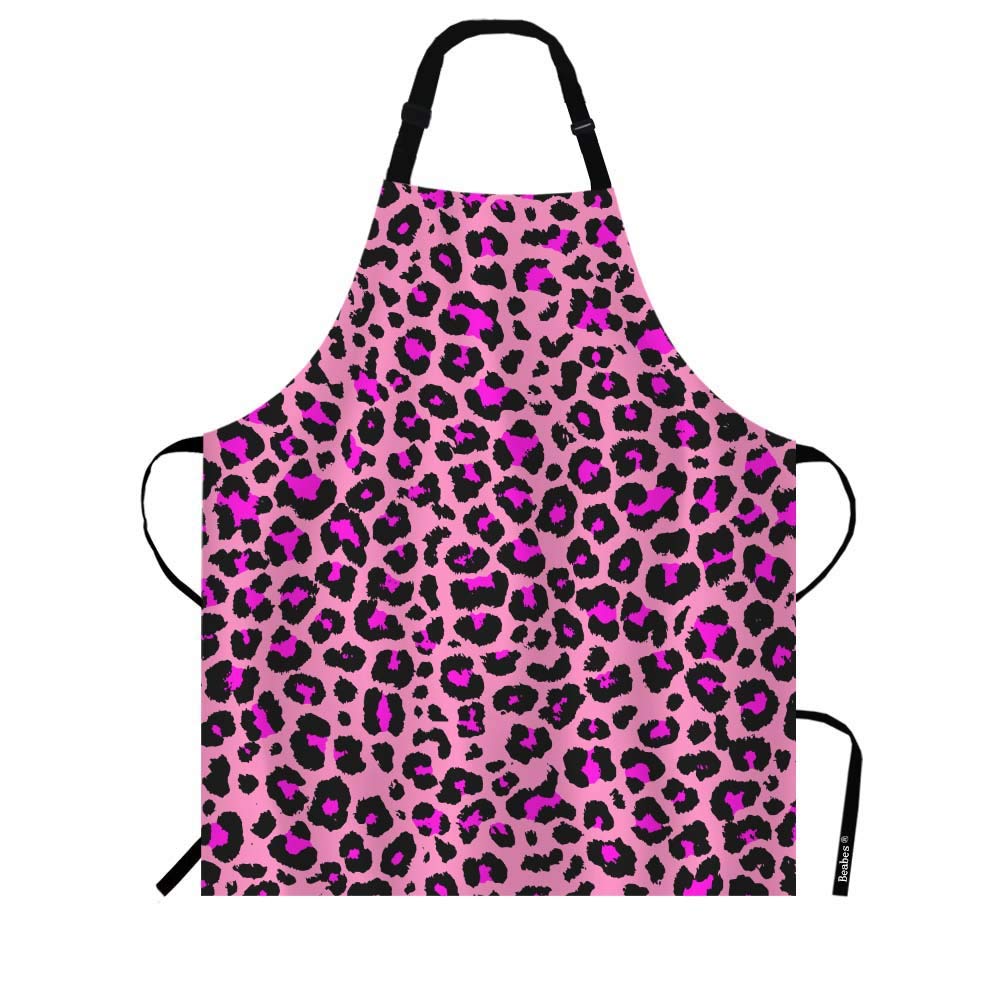 Beabes delantal Leopardo Rosa, protege la ropa al cocinar con estilo.