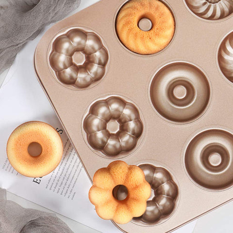 Beasea molde para donas con diseño floral, añade encanto a tus postres caseros.