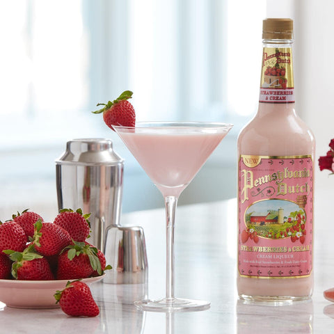 Copa martini Bella Vino con claridad cristalina para bebidas brillantes.