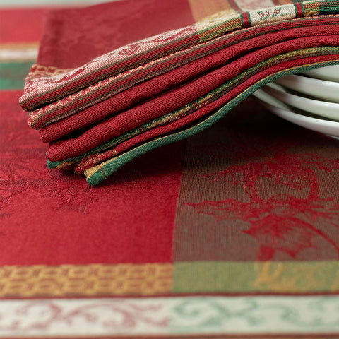 Benson Mills servilletas en tonos festivos para combinar con manteles.