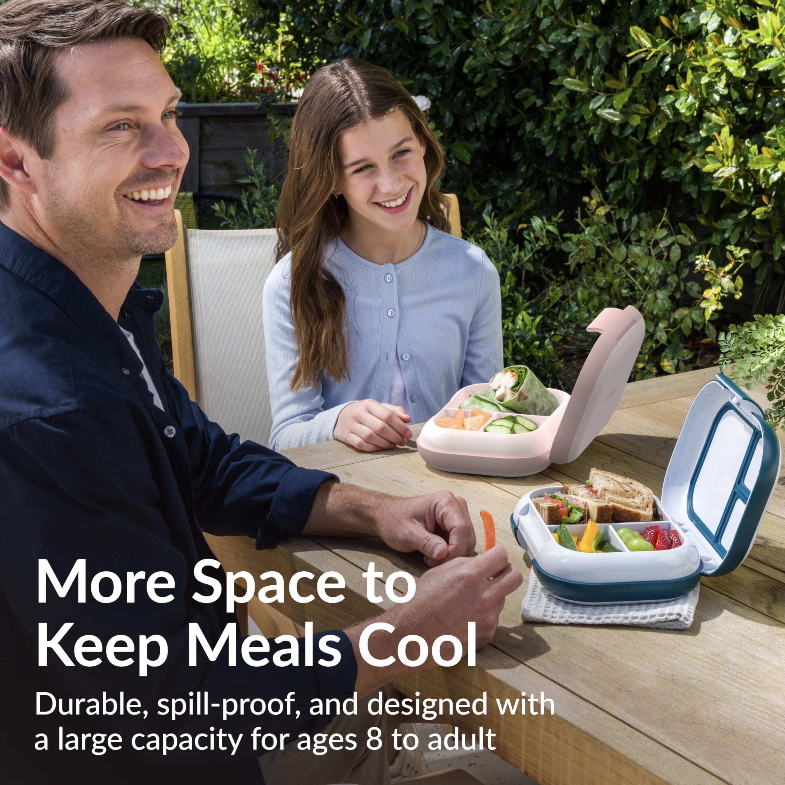 Bentgo Chill Max, divisor removible de 3 a 4 compartimentos para porciones.