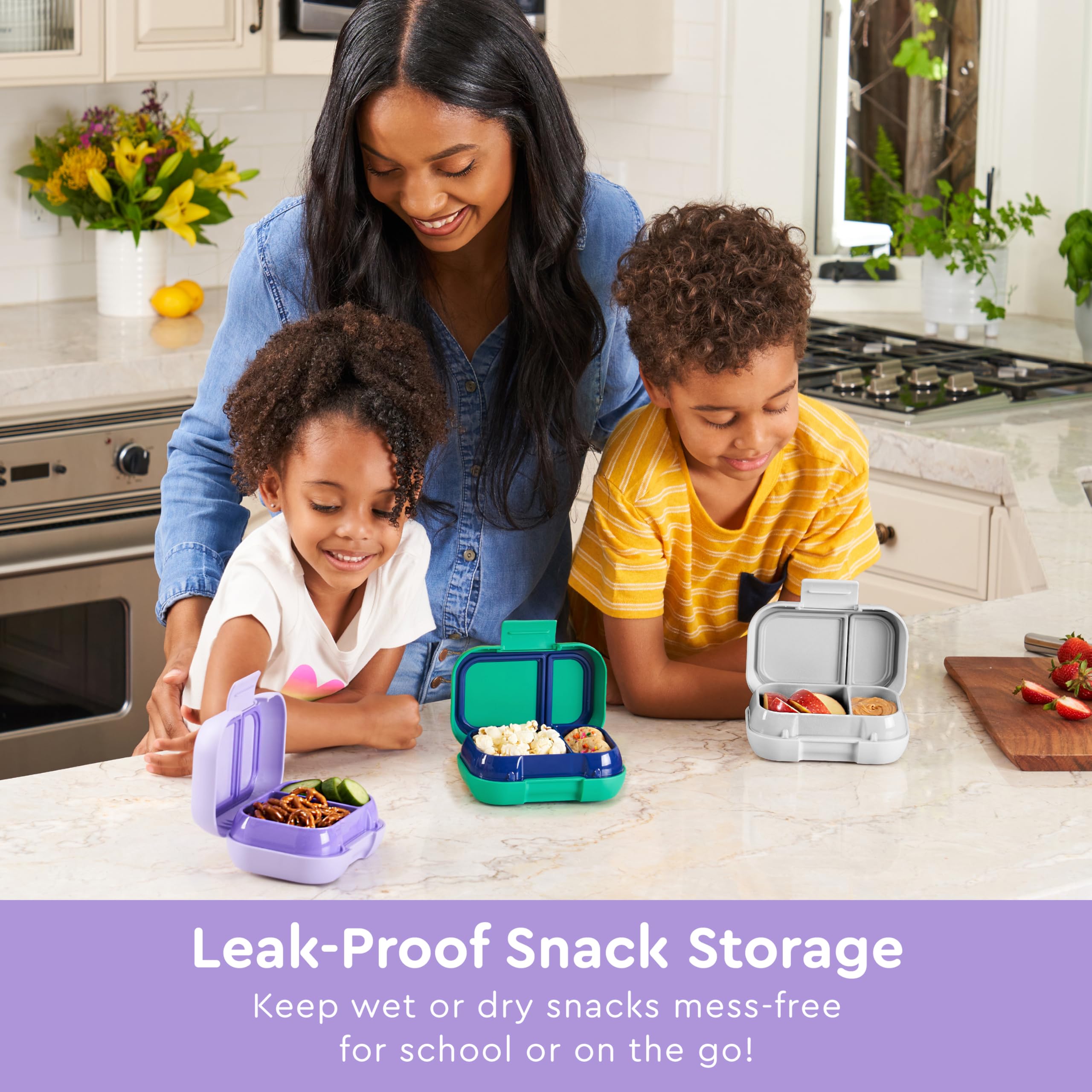 Bentgo Kids Snack apertura fácil para manos pequeñas.
