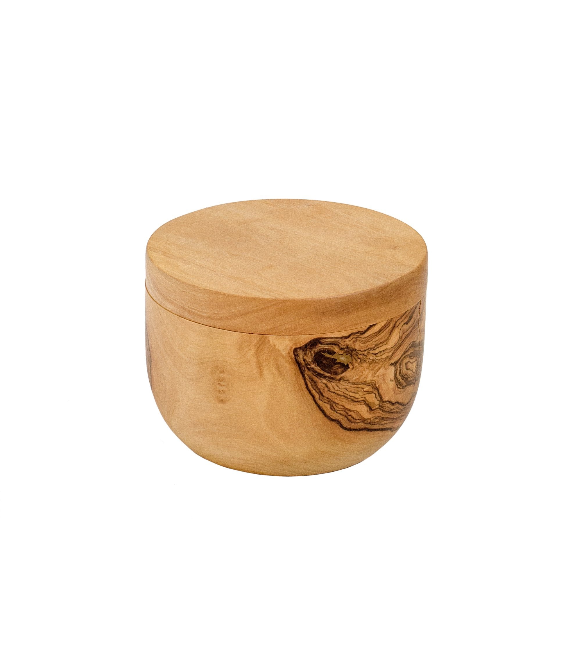 Berard salero de olivo muestra veta natural, perfecto elemento decorativo práctico