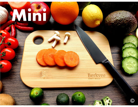 Conjunto de tablas Berkvee mini en bambú para cortes rápidos.