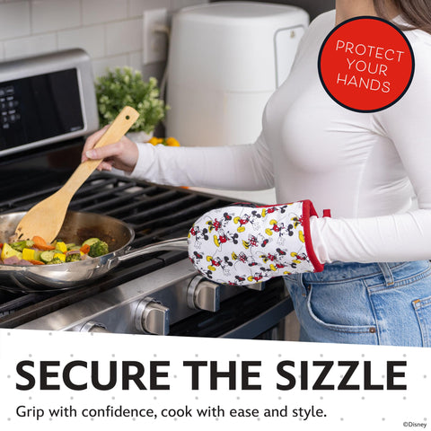 Manoplas Disney Best Brands Pooh siluetas para cocinar con alegría y seguridad.