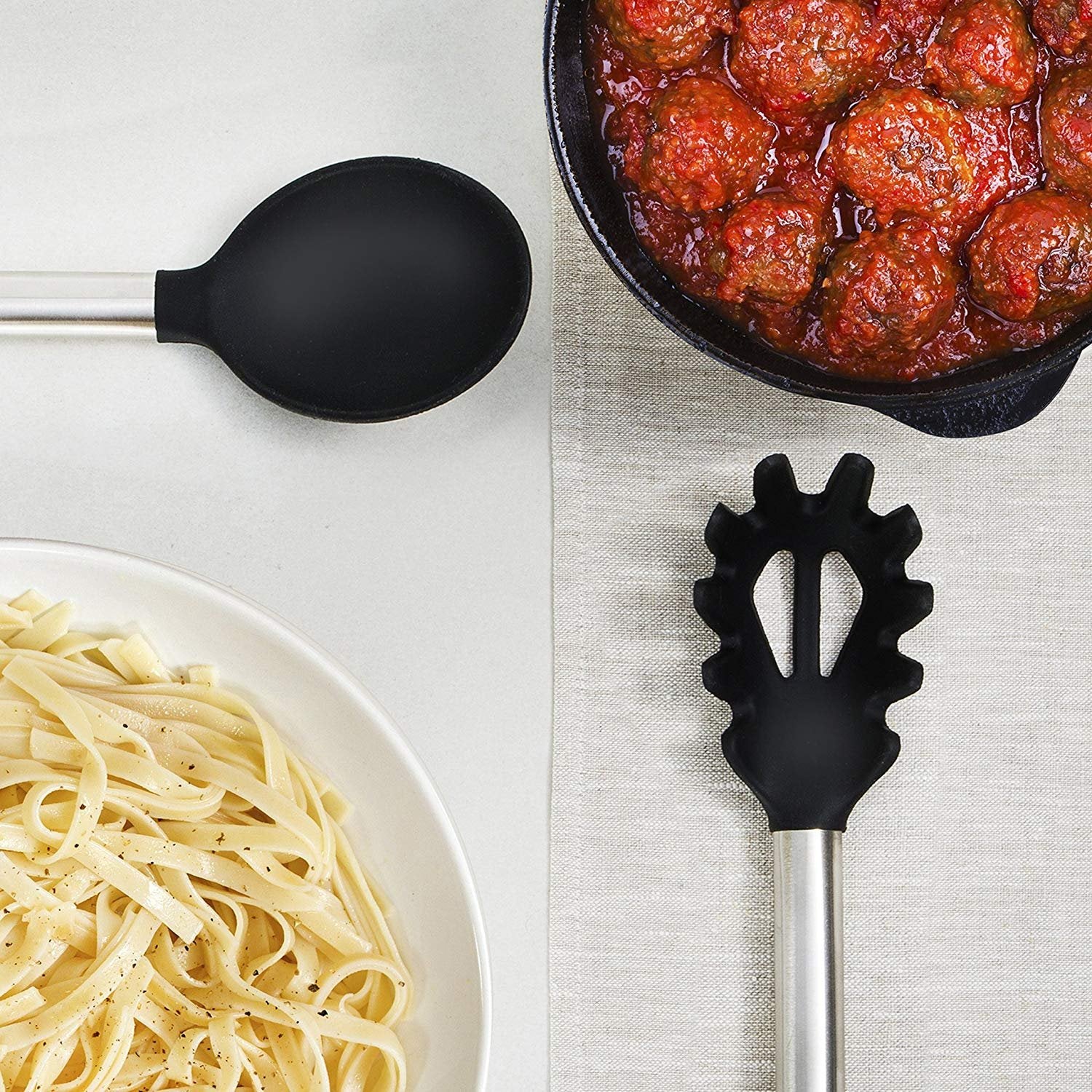 BESTZMWK tenazas cocina acero silicona para voltear y mover con agarre seguro.