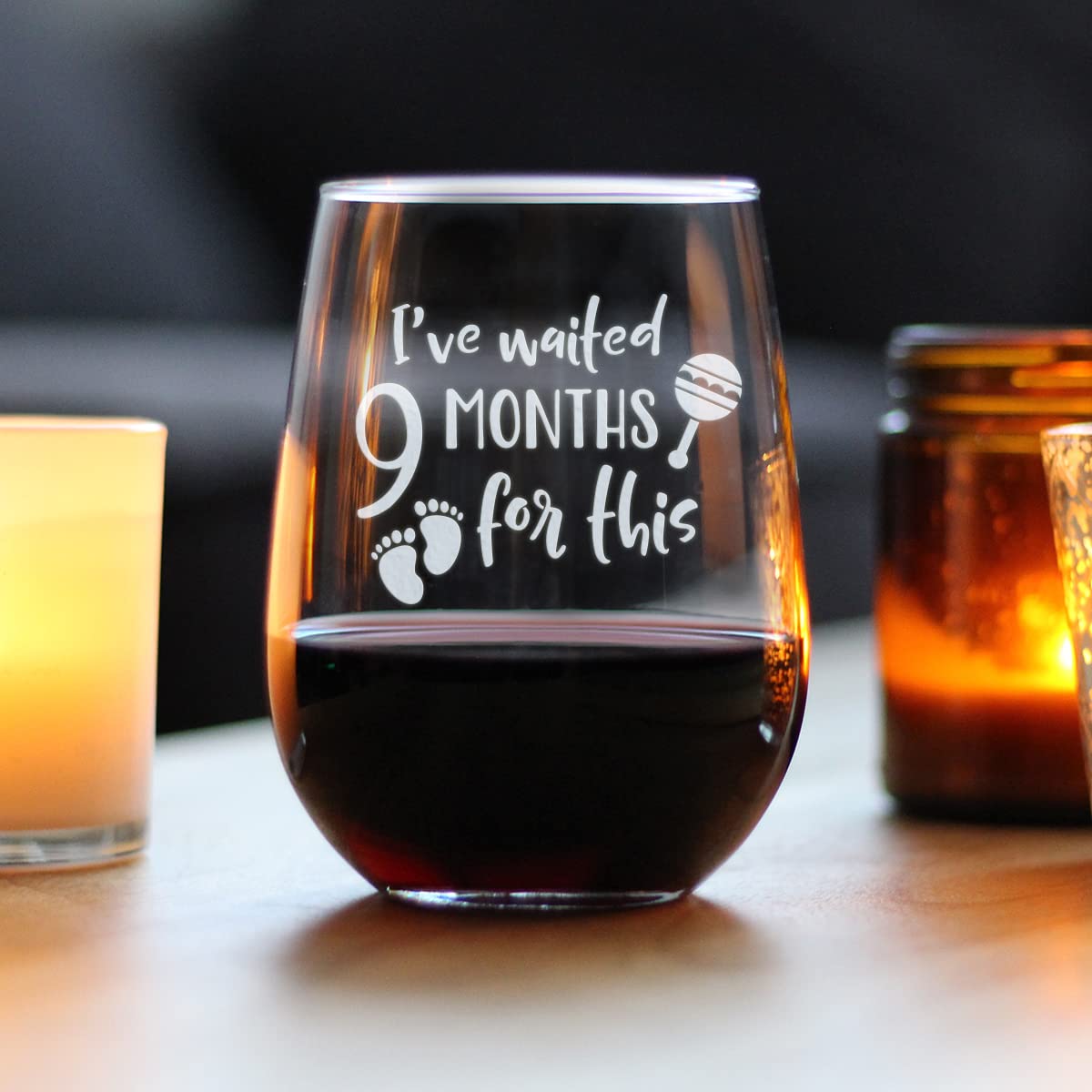 Bevvee: copa de vino sin tallo en regalo de presentación para mamá nueva