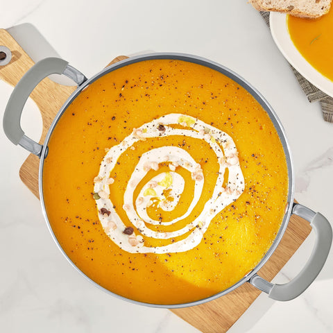 Capacidad para comidas familiares con la olla BEZIA de 6 cuartos.