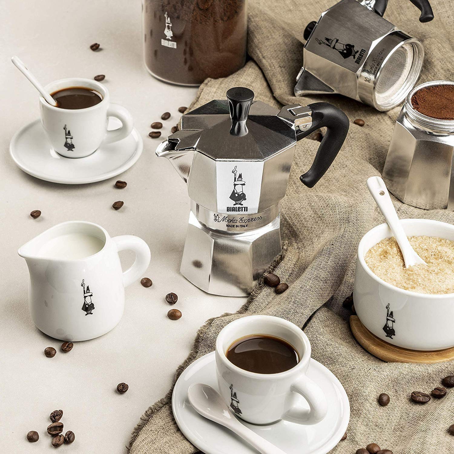 Embudo de aluminio de Bialetti, duradero y apto para Moka Express 12 tazas.