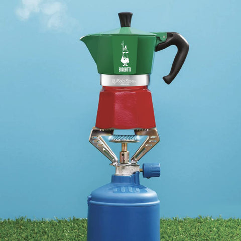 Detalle de la válvula de seguridad de Bialetti Moka Express para seguridad