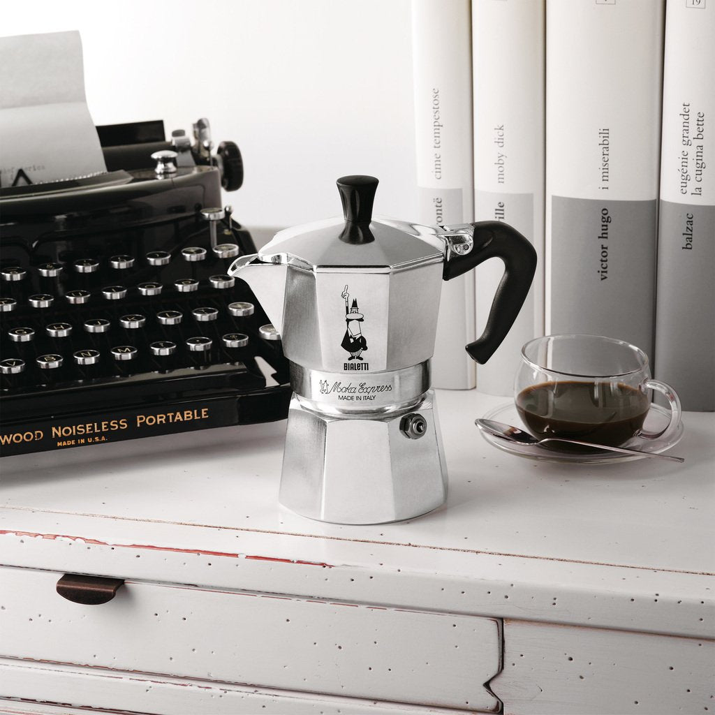 Moka Express de Bialetti, diseño icónico de 1933.