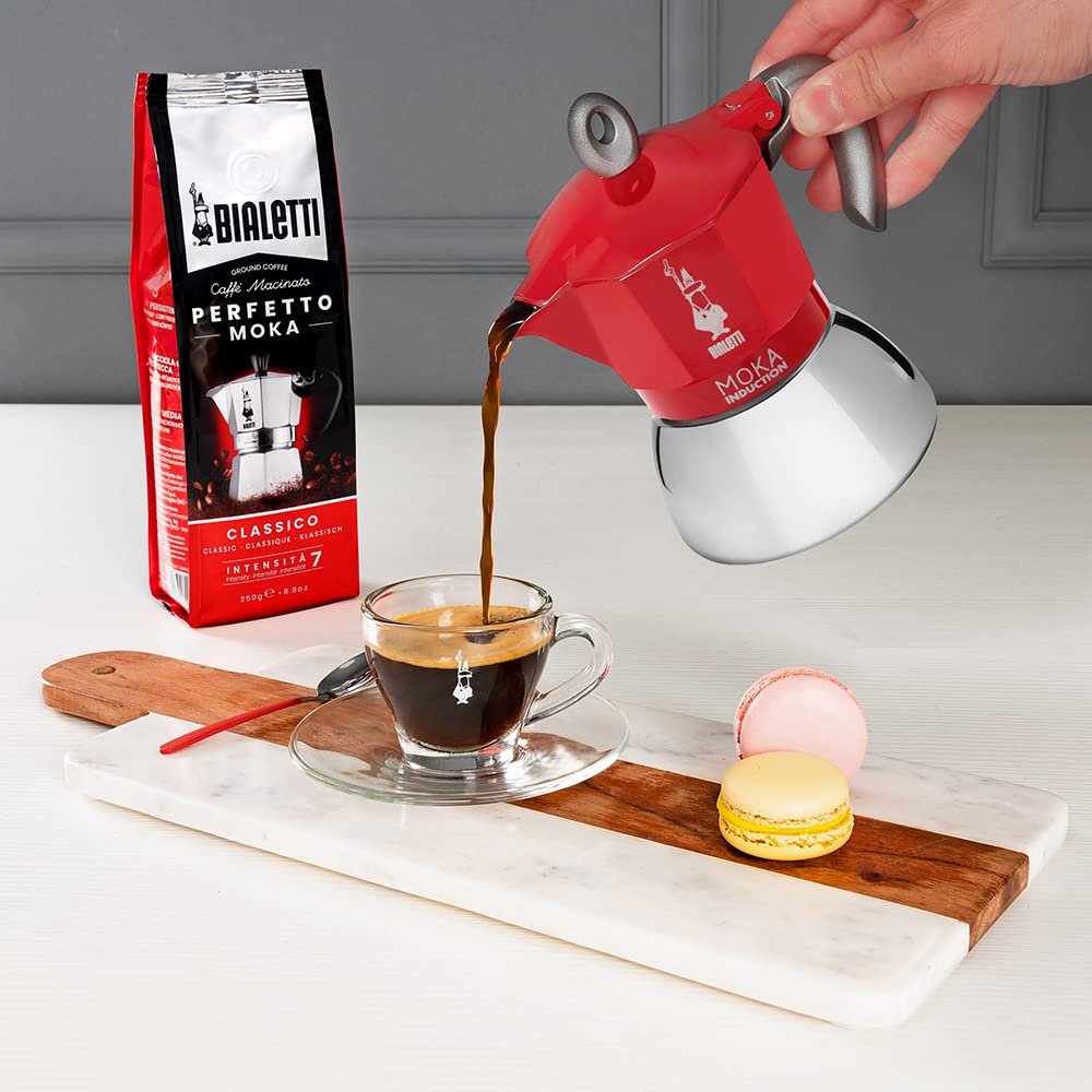 Bialetti Moka Inducción, caldera de acero inoxidable para mayor durabilidad y compatibilidad.