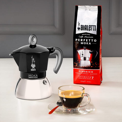 Espresso de 6 tazas: ideal para compartir en casa.