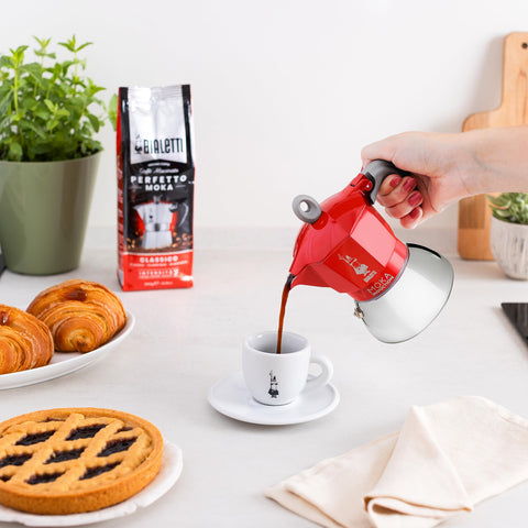 Bialetti Moka Inducción, limpieza sencilla con agua, sin detergentes