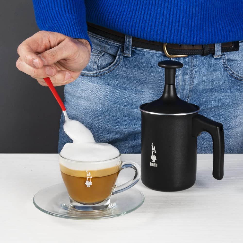 Diseno italiano de Bialetti, combina utilidad y estilo.