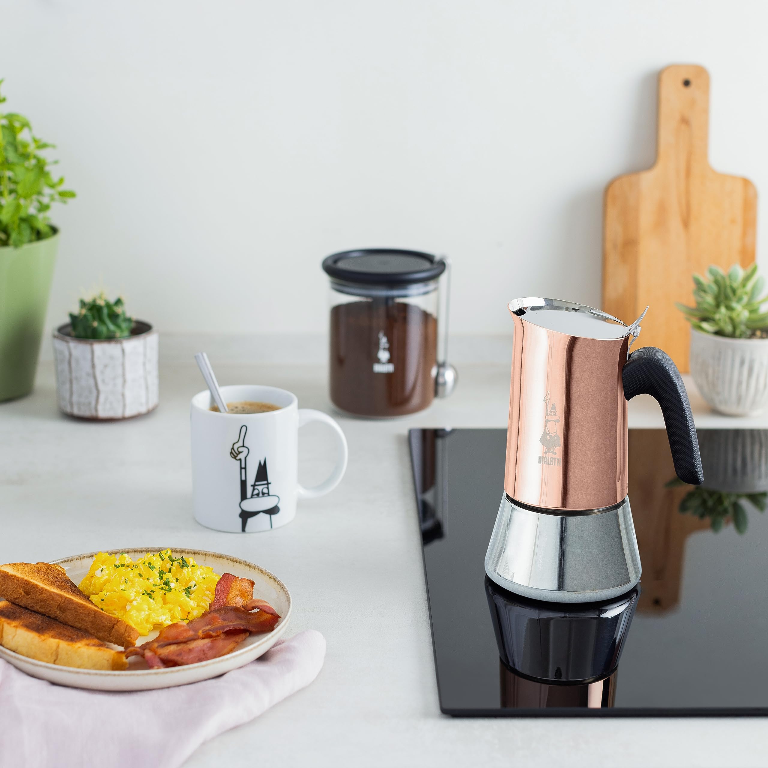 Bialetti Venus valvula-seguridad facilita un vertido seguro.