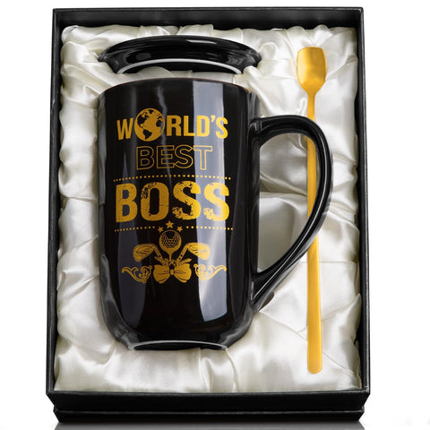 Taza Jefe Biching 18oz frente, ideal para escritorio y café diario.