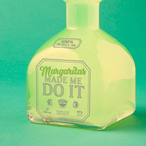 Uso para margaritas y bebidas mixtas en reuniones sociales.