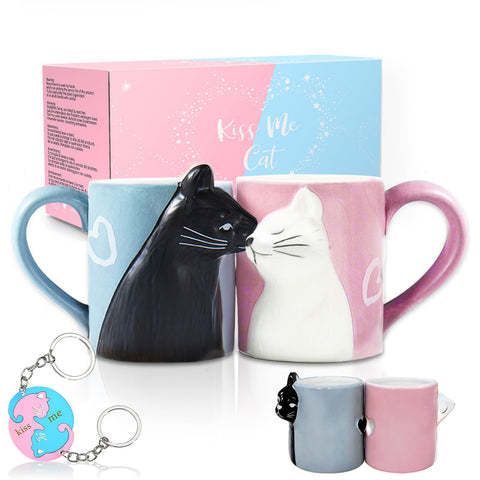 Taza BigNoseDeer con gatos besando en azul y rosa, regalo perfecto